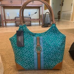 Tommy Hilfiger Teal Purse with tags